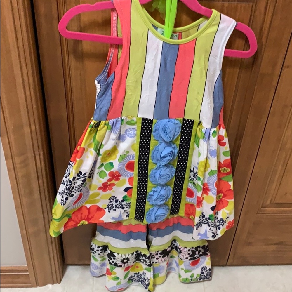 ZAZA couture NWT multi-print premium matching set